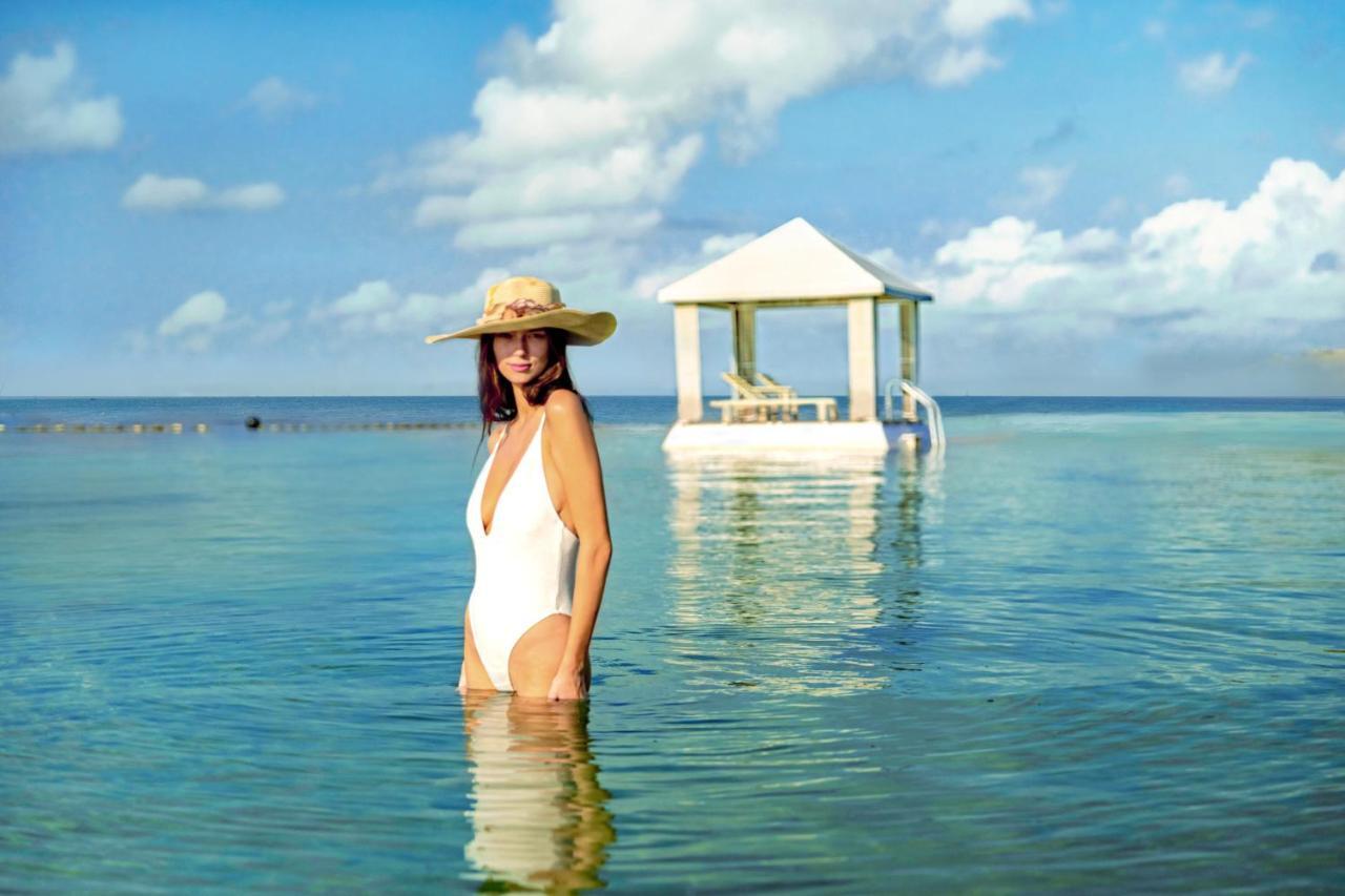 Puri Santrian Beach Resort And Spa Sanur Екстериор снимка