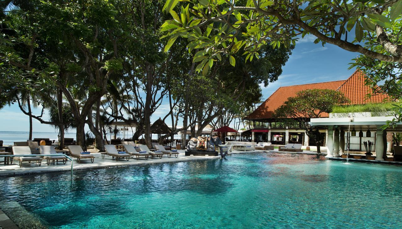 Puri Santrian Beach Resort And Spa Sanur Екстериор снимка