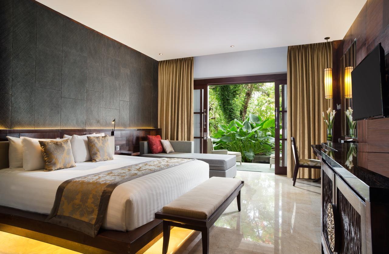 Puri Santrian Beach Resort And Spa Sanur Екстериор снимка